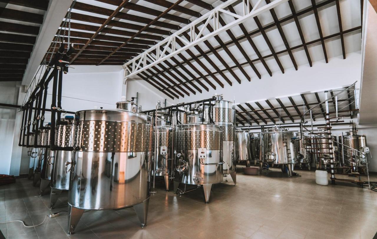 Lazar Winery Tourism B&B Rosoman Luaran gambar
