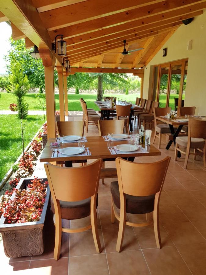 Lazar Winery Tourism B&B Rosoman Luaran gambar