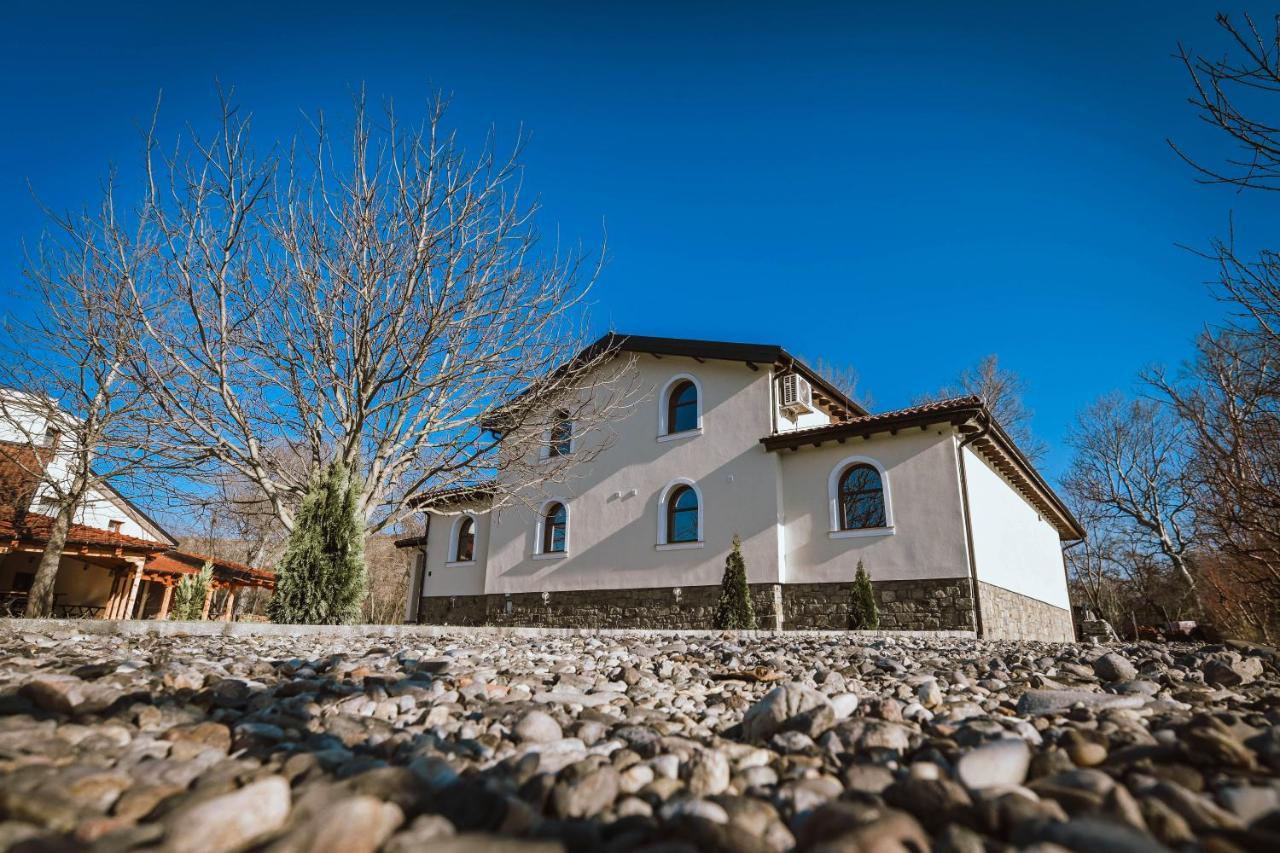 Lazar Winery Tourism B&B Rosoman Luaran gambar