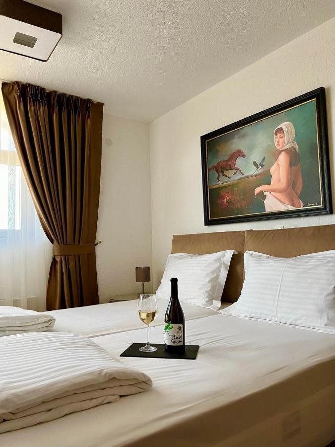 Lazar Winery Tourism B&B Rosoman Luaran gambar